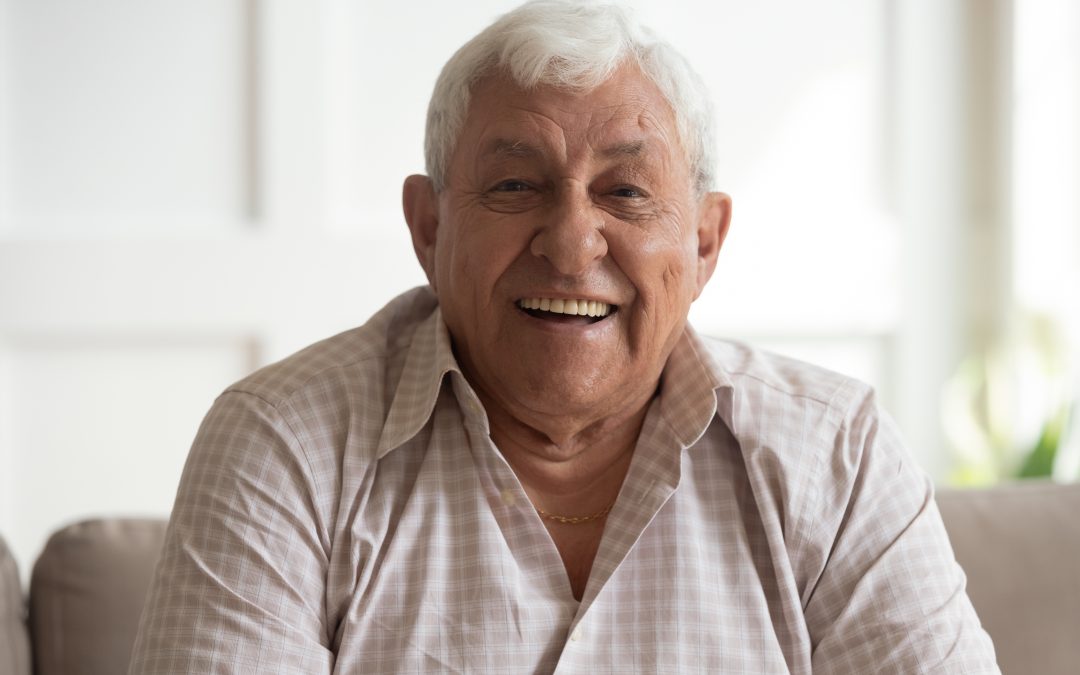 Dentiera: cos’è la protesi mobile totale e come funziona